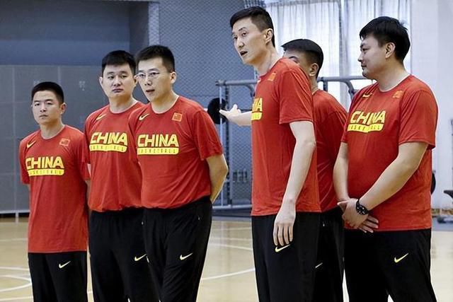 中间人先生第一季全集免费观看